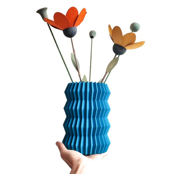 Creaserra Aletas Vase - D. Nation