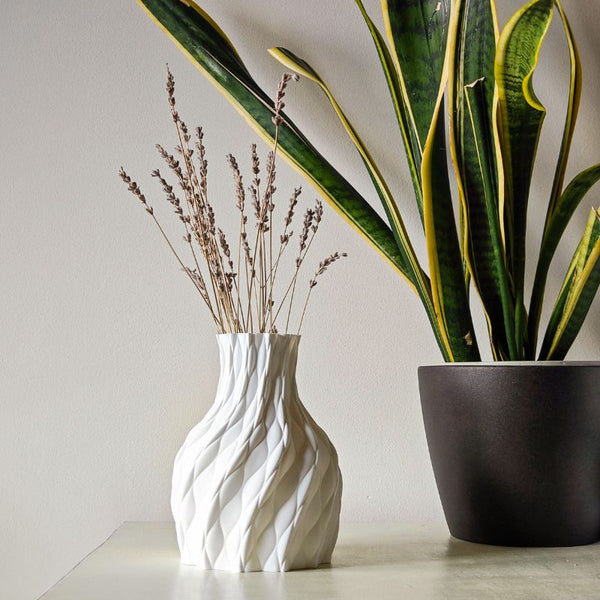 Creaserra Fibra Vase - White - D. Nation