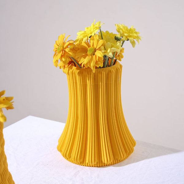Lunfardo PIPE VASE - D. Nation